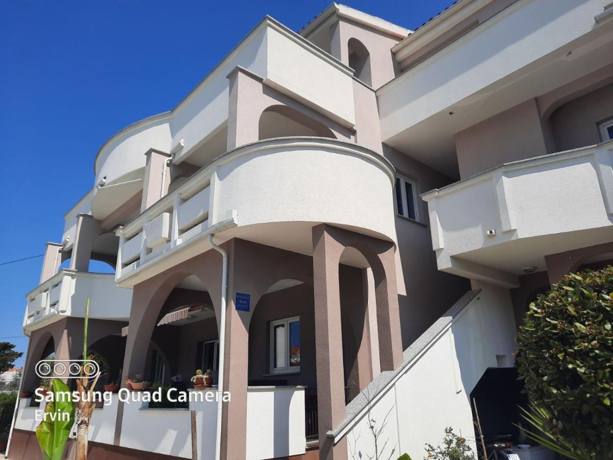 Apartments Dorotea Novaglia Esterno foto