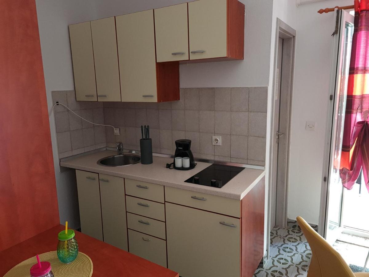 Apartments Dorotea Novaglia Esterno foto